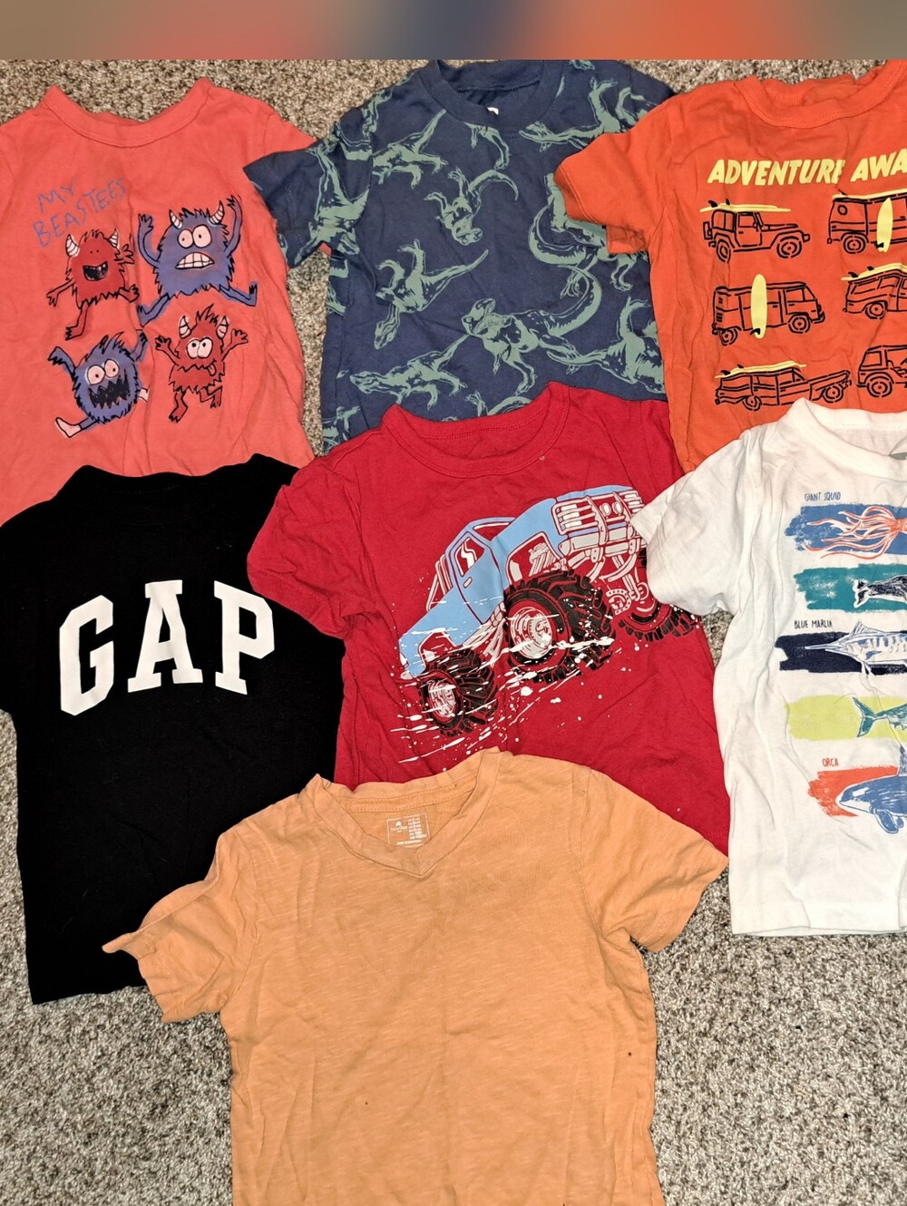 GAP Black Logo Tee with Mixed Color Kids Graphic Tees Lot